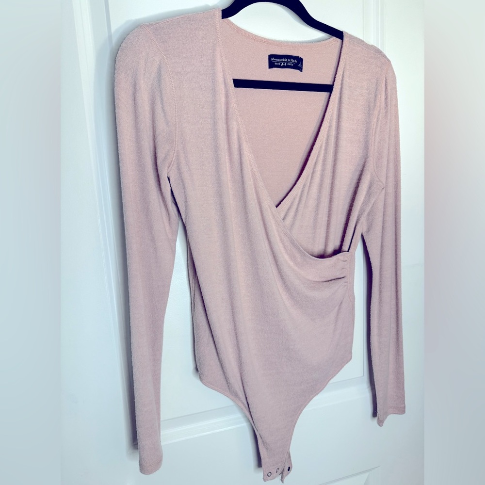 Abercrombie & Fitch Pink Soft L Bodysuit